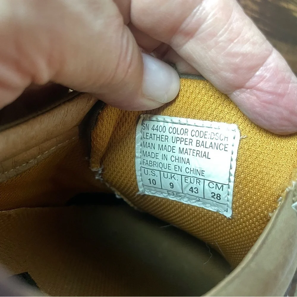 Skechers Brown Suede Textured Sole Men's Size 10 - Picture 2 of 13